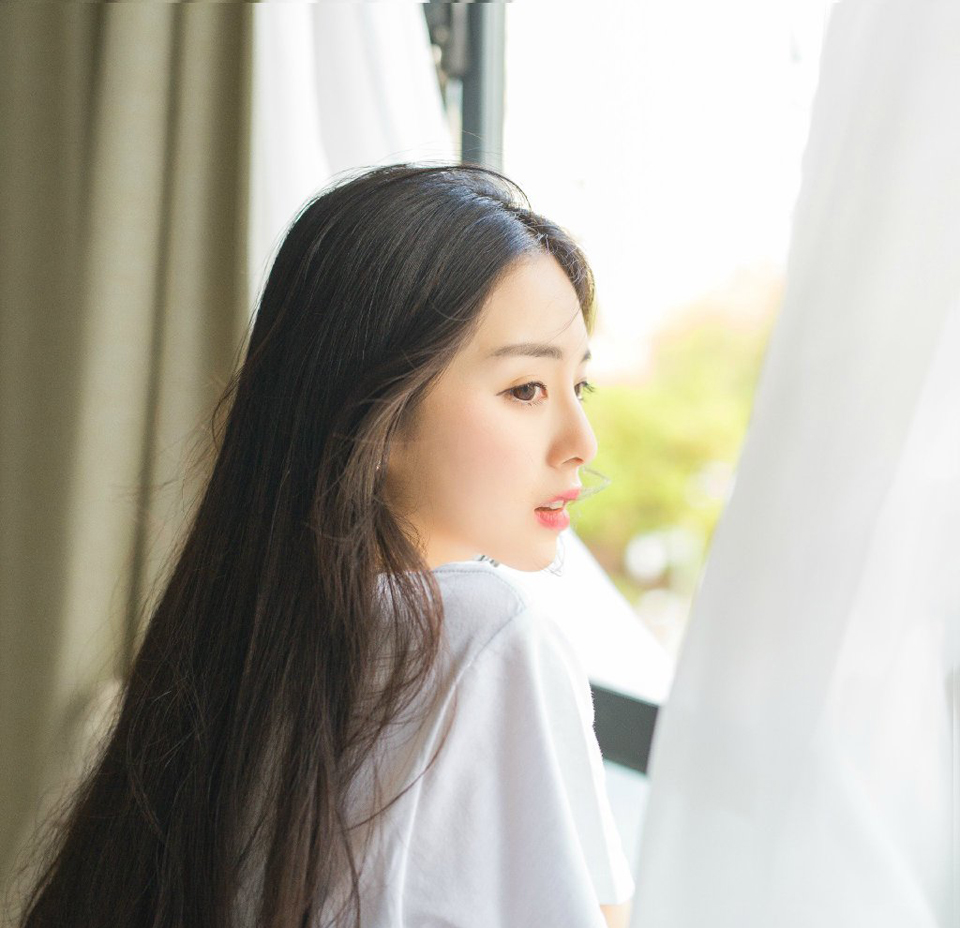 “哪怕是有一线可能，也绝不能放弃！”陈到冷声道。